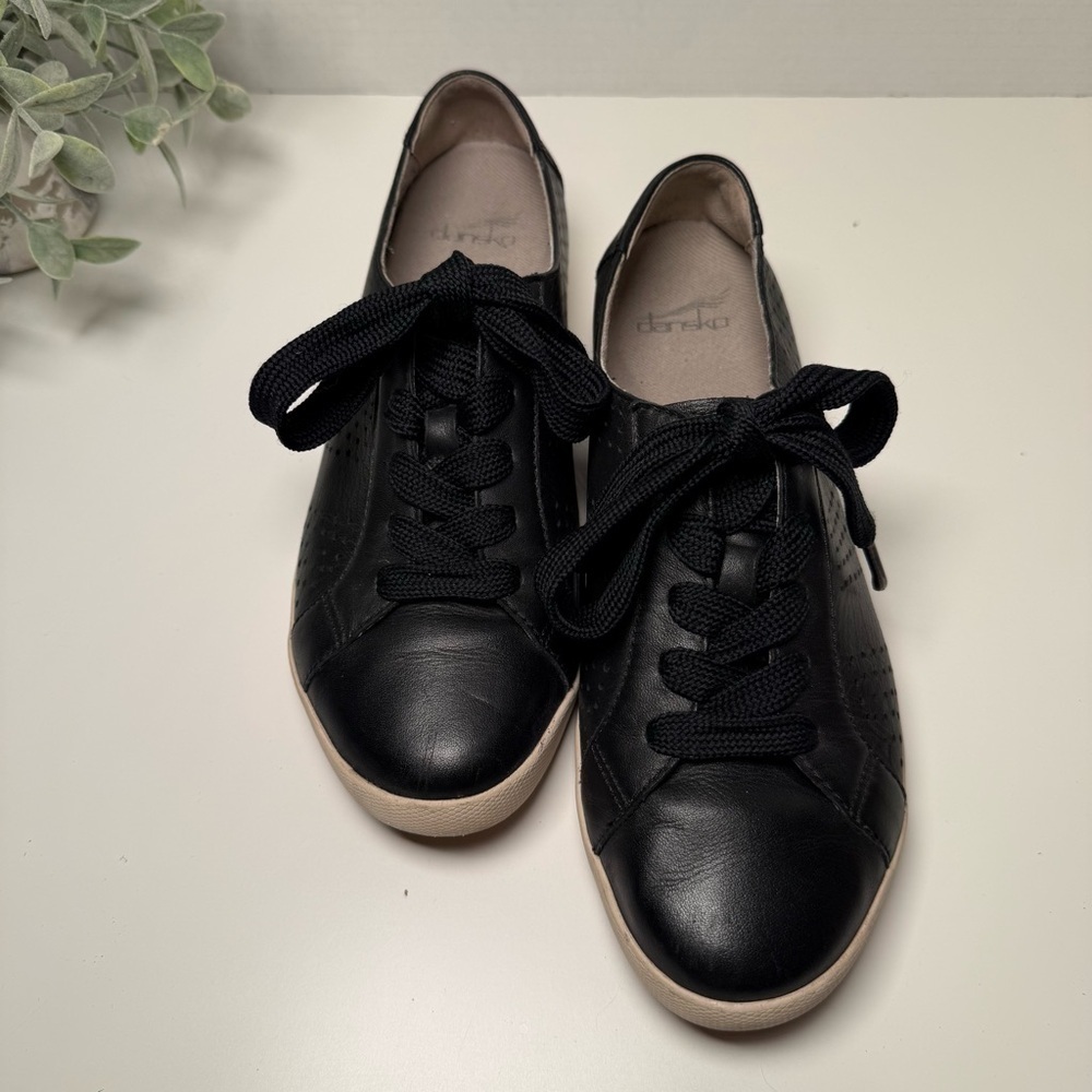 Dansko Women's Orli Sneaker - Picture 5 of 16